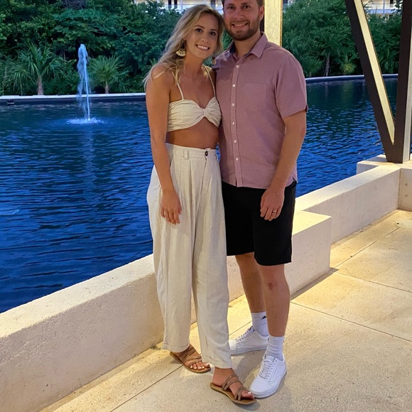 Linen set - Picture 2 of 3